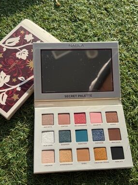 NABLA Secret Palette Eyeshadow - Multi-Color Collection